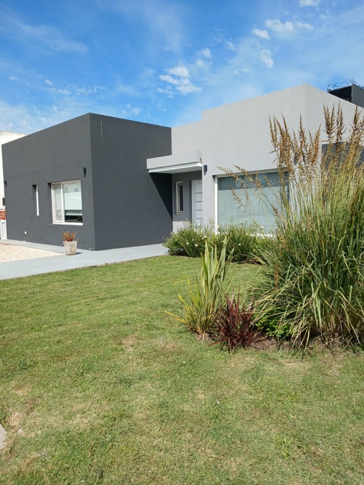 4 AMBIENTES CON PISCINA -TIERRAS DEL MAR RUTA 2 
